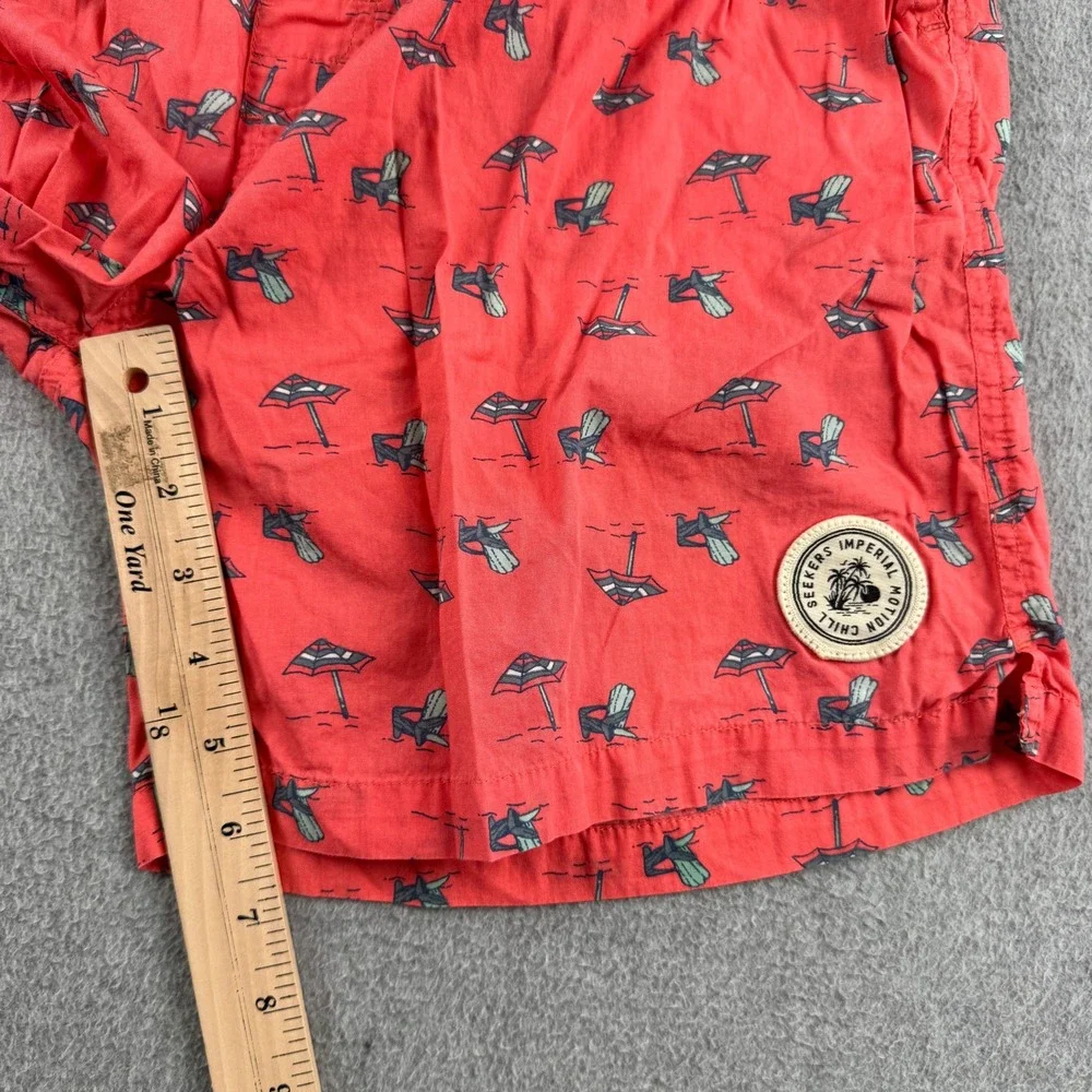 Imperial Motion Swim Shorts Mens L Chill Seekers Coral Pink Beach Print